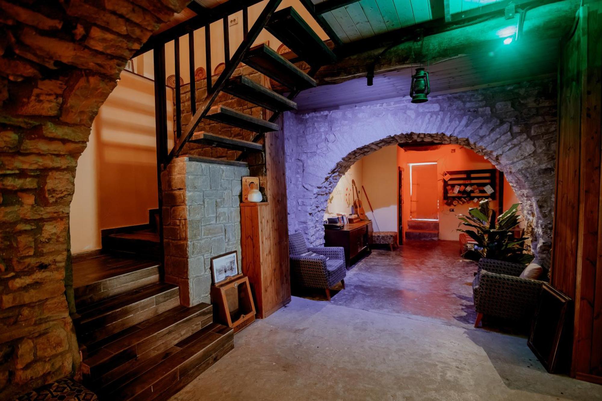 Berat Backpackers Hostel Екстериор снимка
