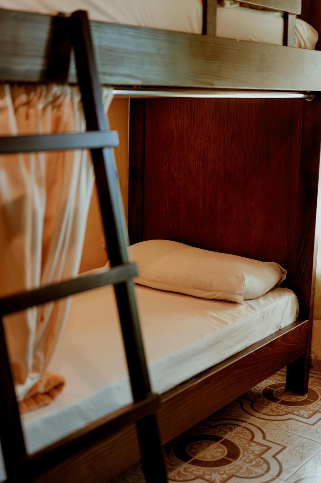 Berat Backpackers Hostel Екстериор снимка