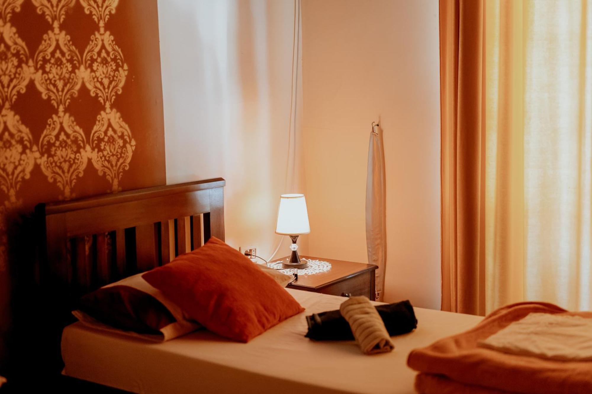 Berat Backpackers Hostel Екстериор снимка